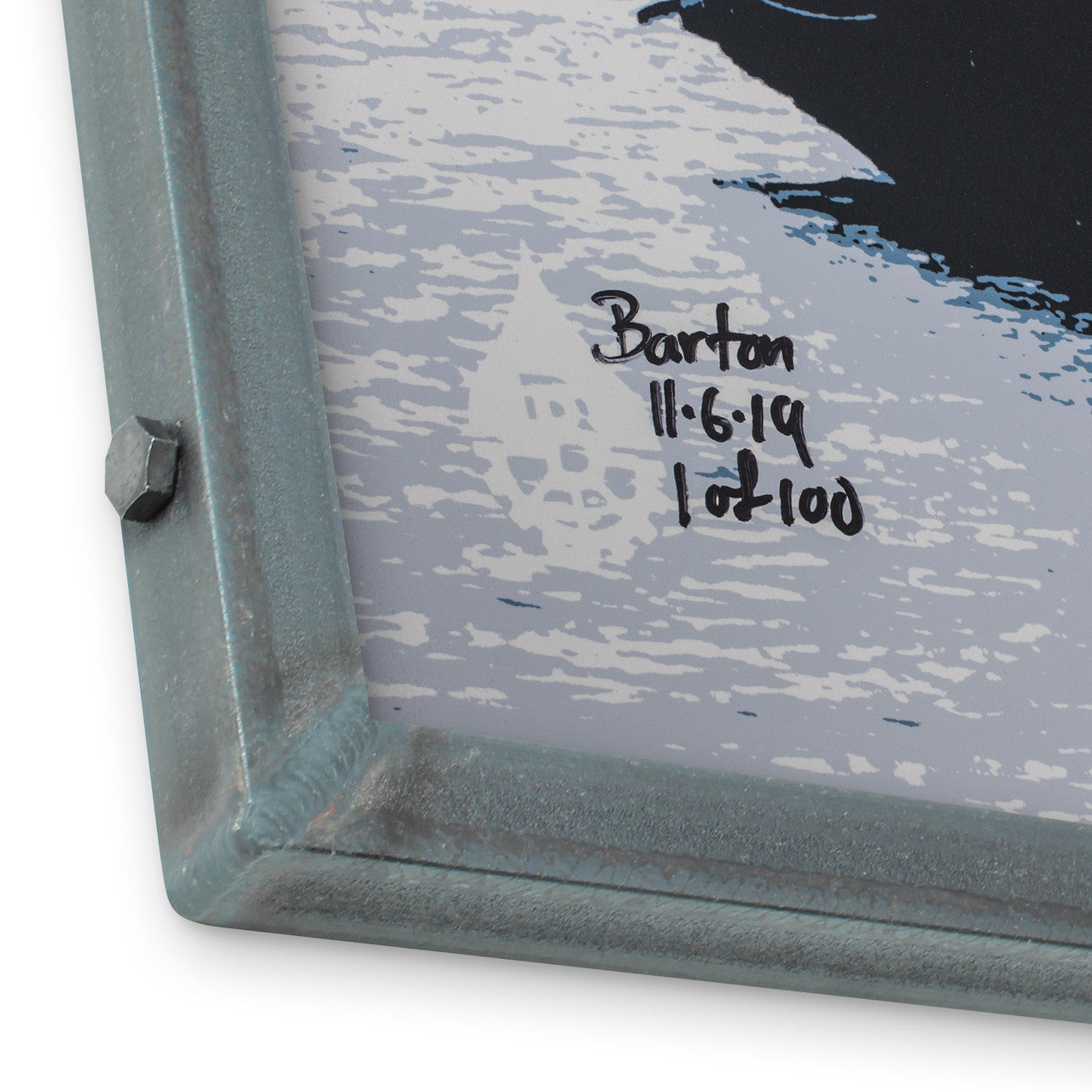 Domino Tug Wallpaper